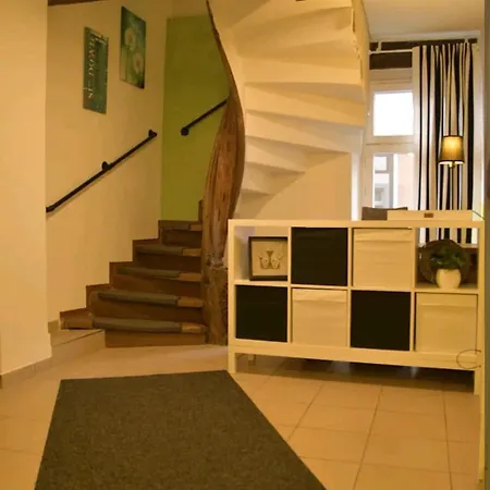 Stilvolle Altbauwohnung Zimt & Zucker