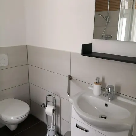 Stilvolle Altbauwohnung Zimt & Zucker Apartment Hoehr-Grenzhausen